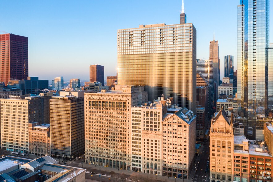 More Photos Of 55 E Monroe St, Chicago Office Residential For Lease