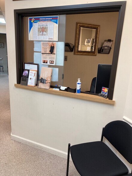 More Photos Of 1003-1031 McBride Ave, Woodland Park Medical For Lease