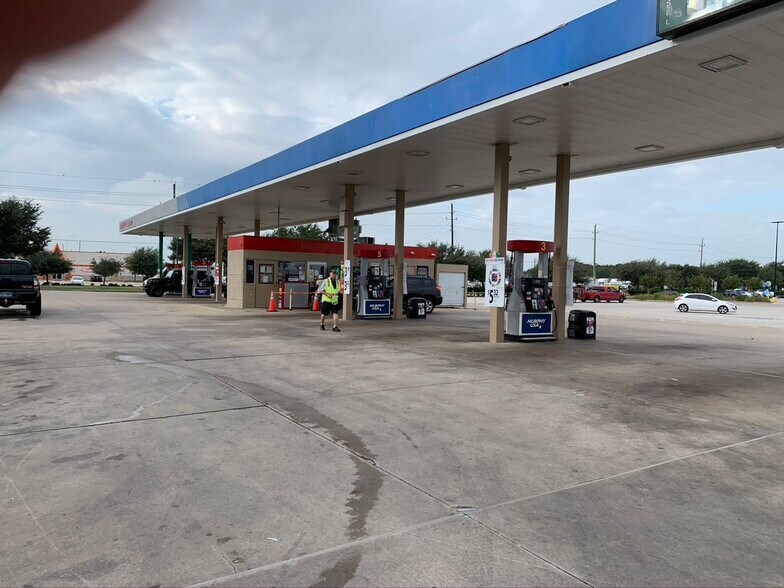 More Photos Of 3454 Texas 6 S, Houston Carwash For Sale