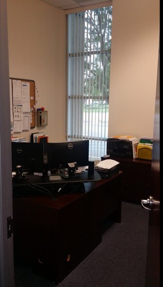 More Photos Of 9383 Charles Smith Ave, Rancho Cucamonga Warehouse For Lease