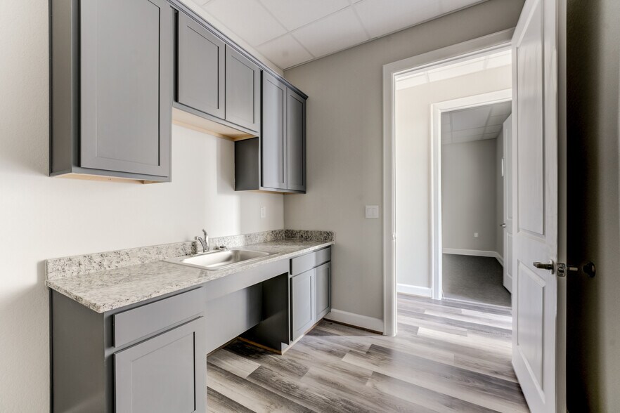 More Photos Of , Sugar Land Medical For Sale