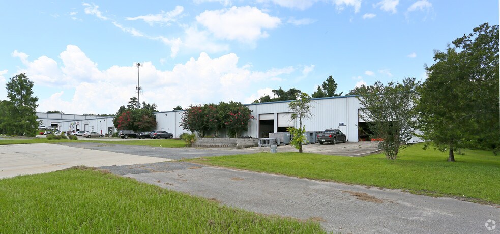 More Photos Of 499 Capital Cir SW, Tallahassee Warehouse For Sale