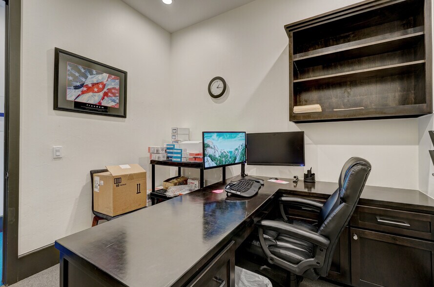 More Photos Of 616 S Post Rd, Midwest City Medical For Sale