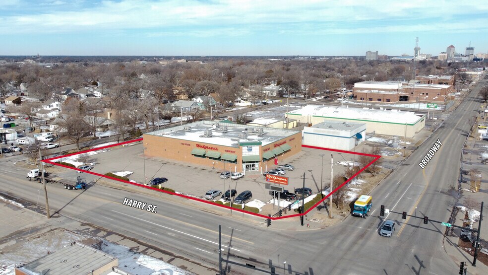 More Photos Of 1555 S Broadway, Wichita Drugstore For Sale