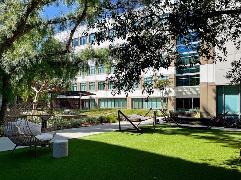 More Photos Of 15 Enterprise, Aliso Viejo Coworking Space