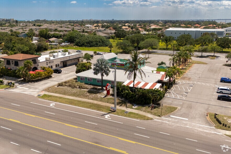 More Photos Of 425 E Eau Gallie Blvd, Satellite Beach Restaurant For Lease