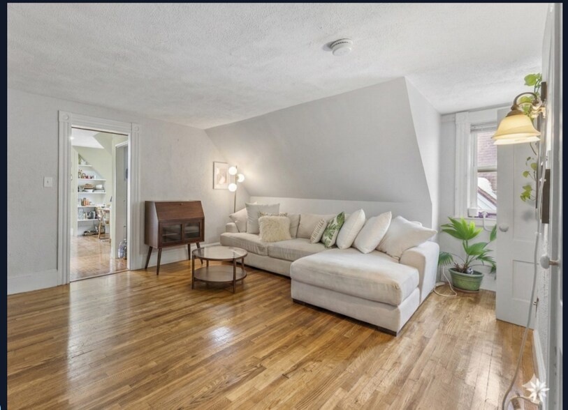 More Photos Of 9 Dartmouth St, Somerville Apartments For Sale