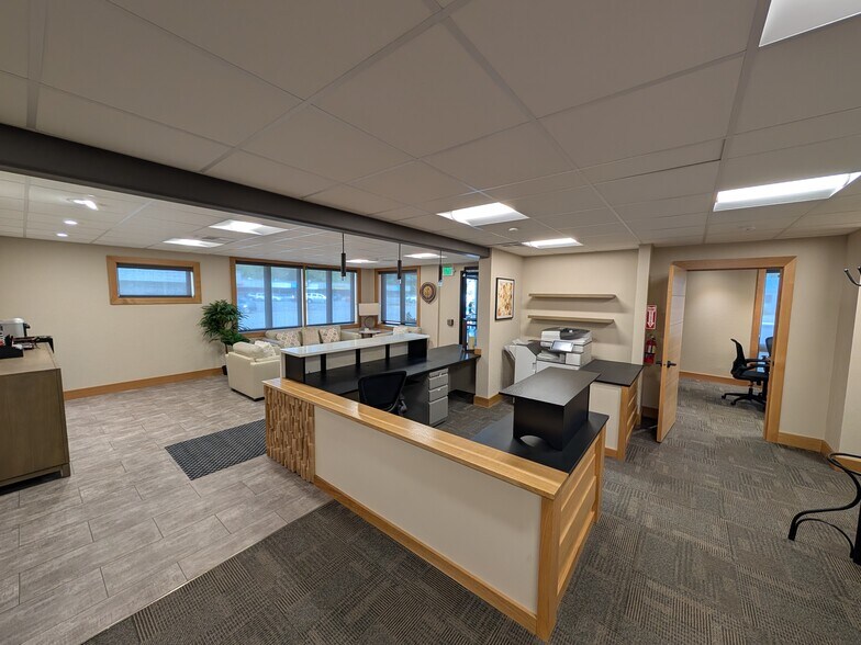 More Photos Of 5616 Third Ave, Ferndale Medical For Lease