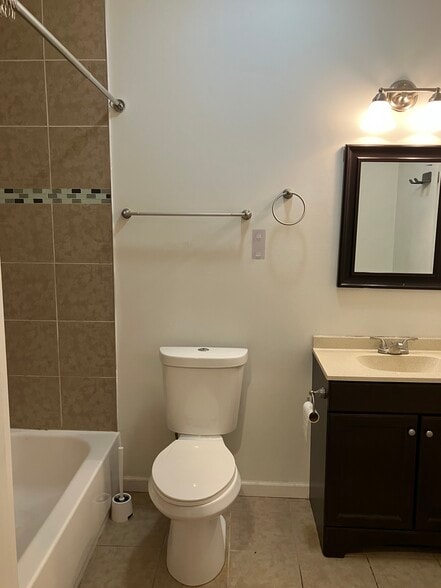 More Photos Of 423 N 40th St, Philadelphia Apartments For Sale