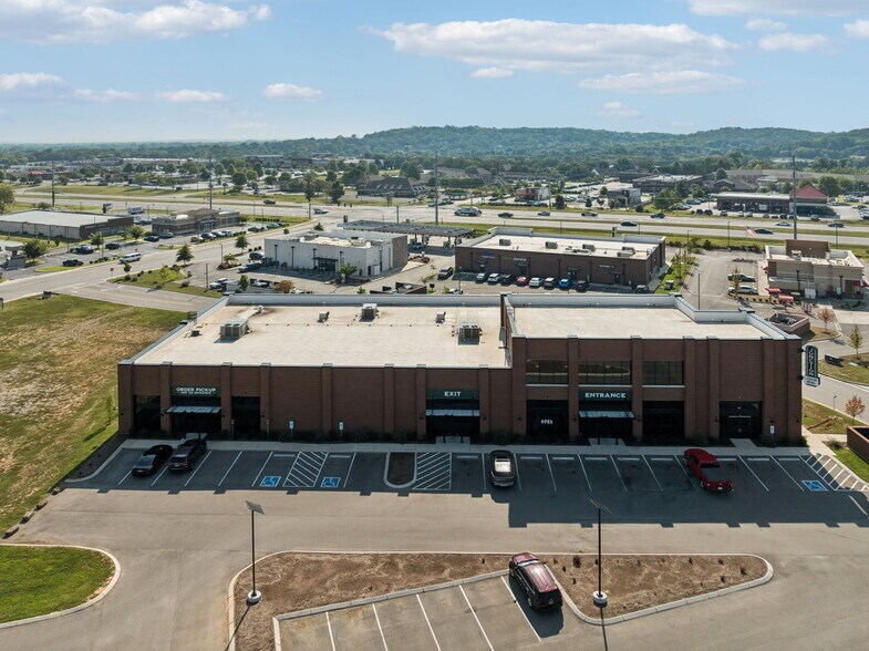 More Photos Of 401 Chaney Rd, Smyrna Supermarket For Sale
