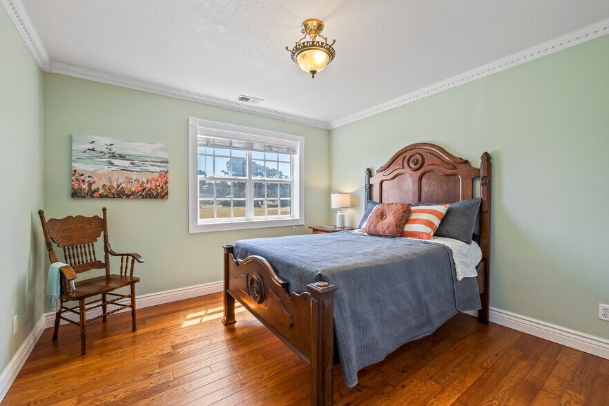 More Photos Of 19351 Del Mar Dr, Fort Bragg Specialty For Sale