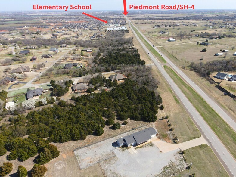 More Photos Of 13433 NW Expressway, Piedmont Flex For Lease