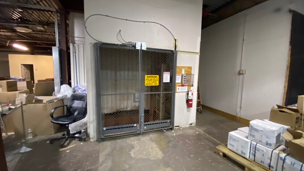More Photos Of 508 Delaware Ave, West Pittston Warehouse For Sale