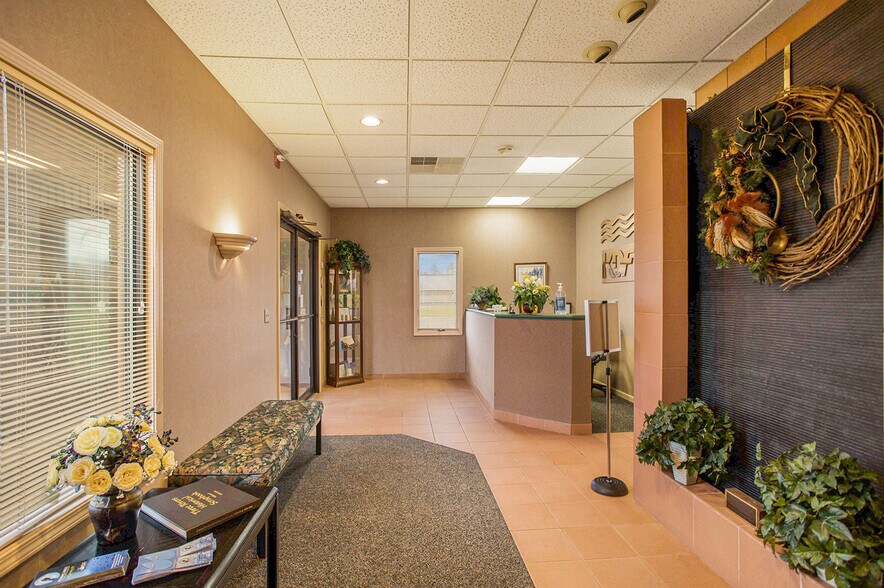 More Photos Of 1500 Kdf Dr, Three Rivers Office For Lease