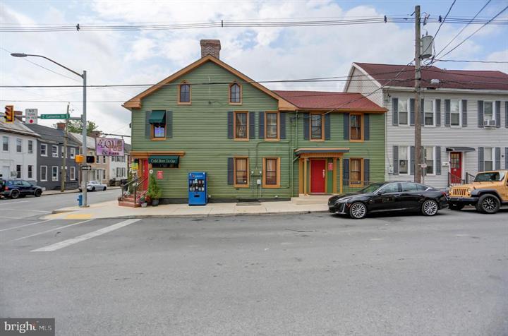 More Photos Of 401 S Main St, Chambersburg Storefront Retail Residential For Sale