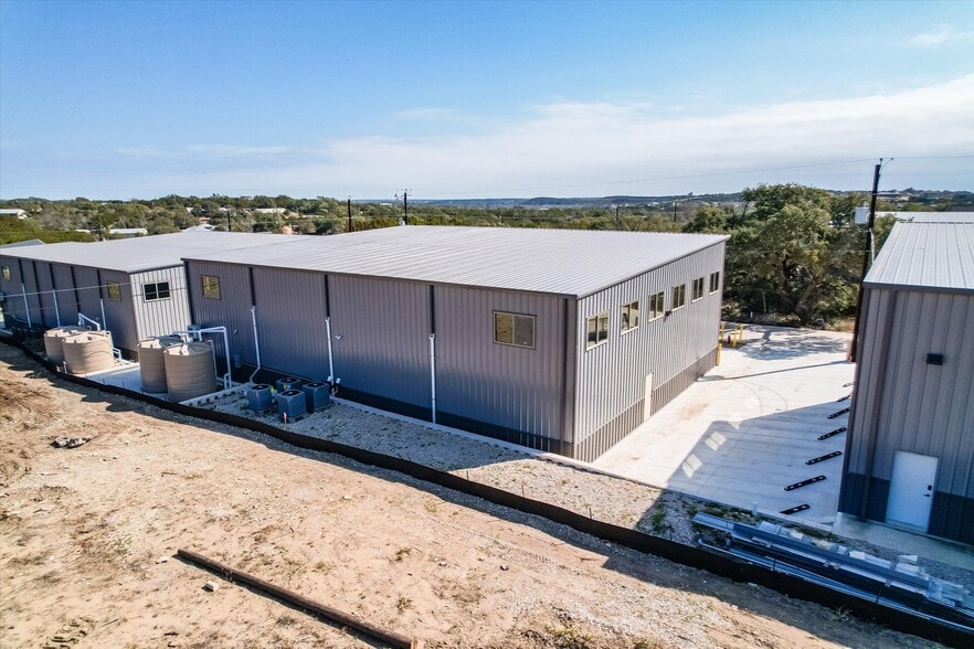 More Photos Of 10020 Darden Hill Rd, Austin Light Distribution For Sale