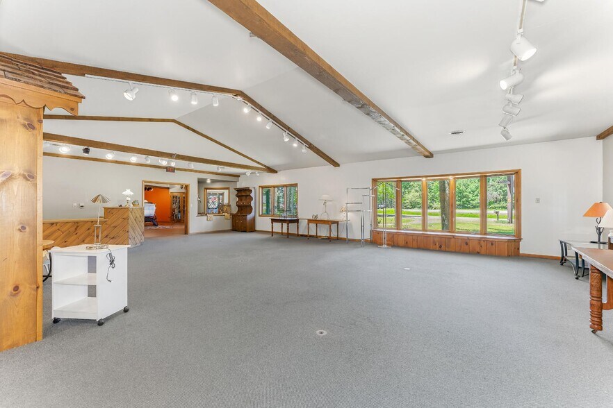 More Photos Of 7502 Highway 51, Minocqua Freestanding For Sale