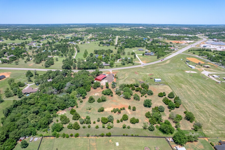 More Photos Of 1402 Veterans Memorial Hwy, Blanchard Warehouse For Sale