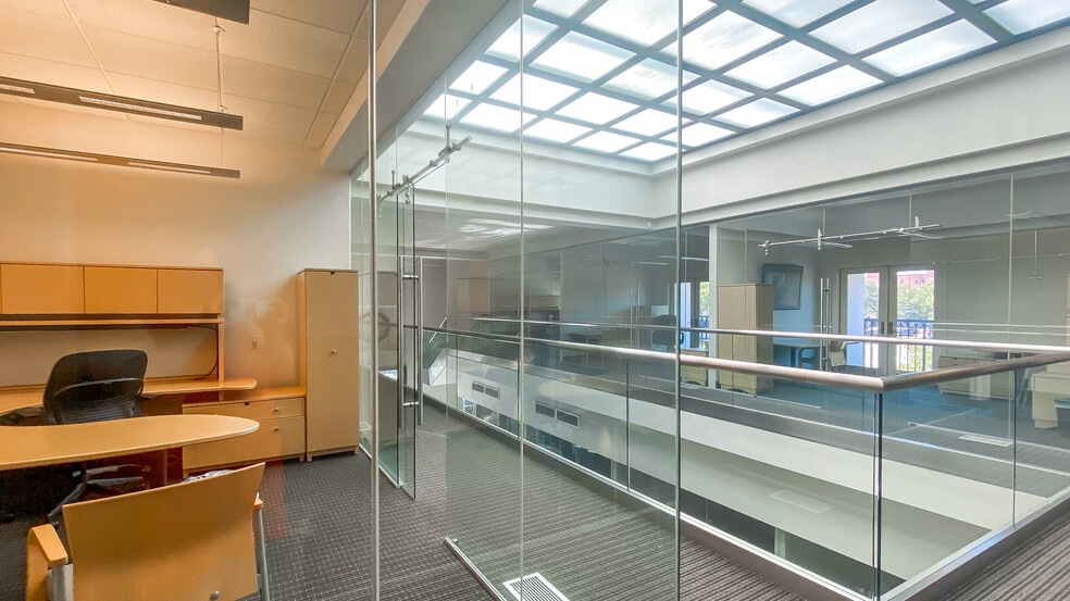 More Photos Of 823 Broad St, Augusta Office For Lease