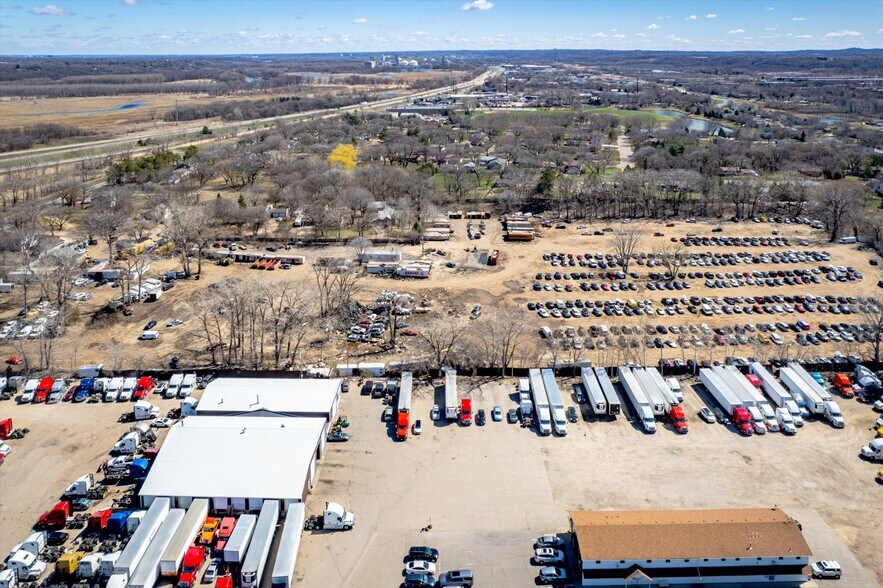 More Photos Of 9099 Highway 101 W Frontage rd, Savage Truck Terminal For Sale