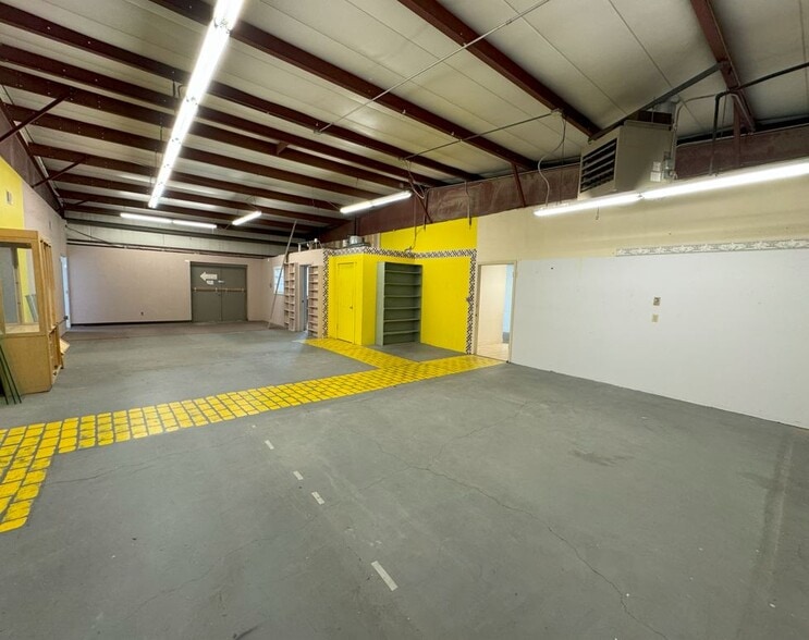 More Photos Of 2458 I 70 Business Loop, Grand Junction Service For Lease