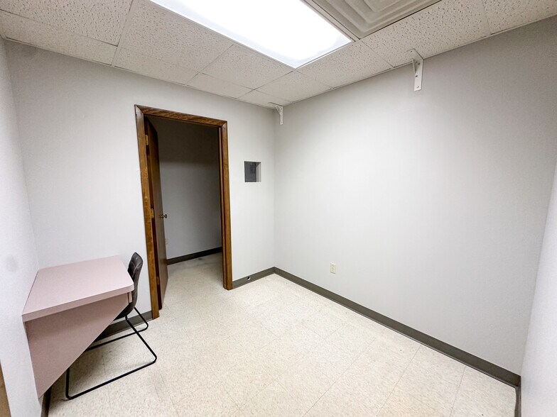 More Photos Of 600 3rd St N, La Crosse Office For Lease