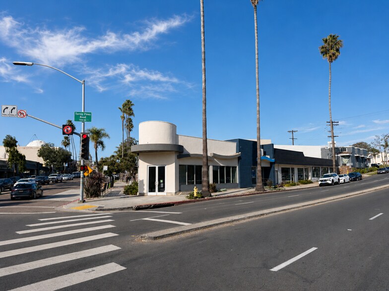 More Photos Of 7603 Girard Ave, La Jolla Storefront For Lease