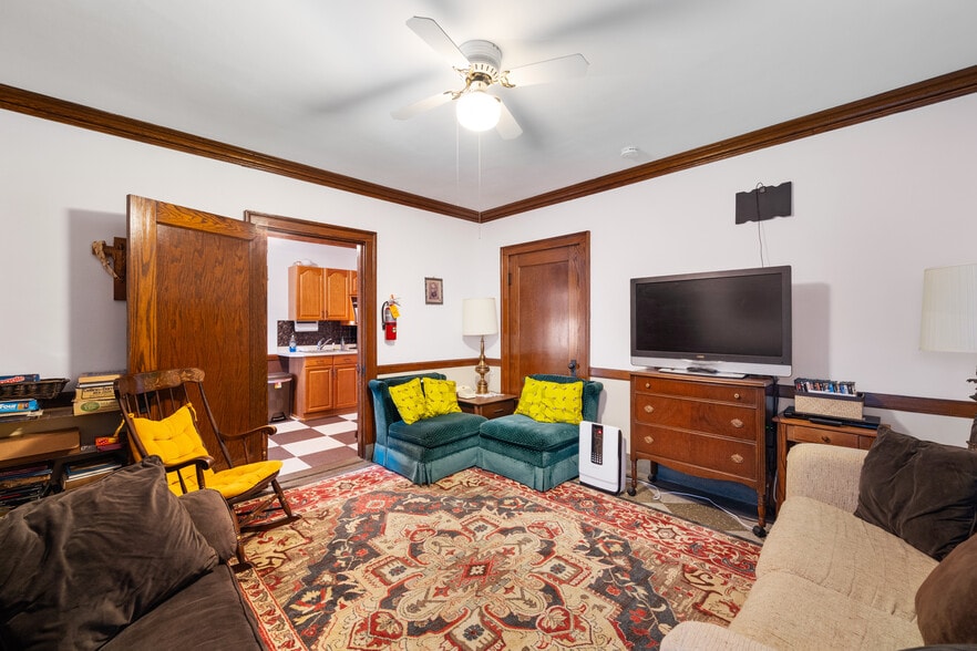 More Photos Of 94 Shoshone st, Buffalo Religious Facility For Sale