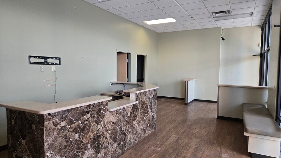 More Photos Of 17002 E Mainstreet, Parker Unknown For Lease