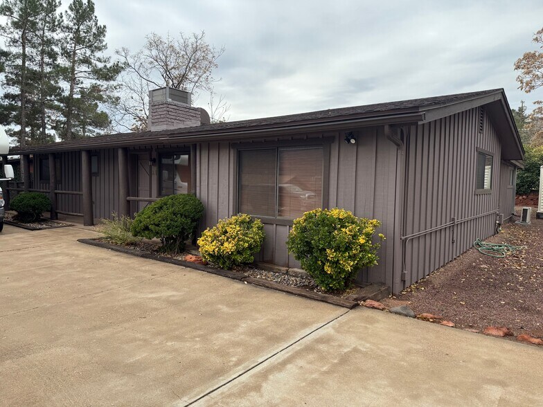 More Photos Of 271 Van Deren Rd, Sedona Office For Lease