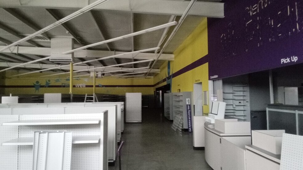 More Photos Of 114 E Second Ave, Glenwood Freestanding For Sale