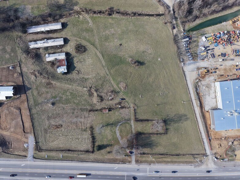 More Photos Of 4561 Columbia Pike, Thompson's Station Restaurant For Lease