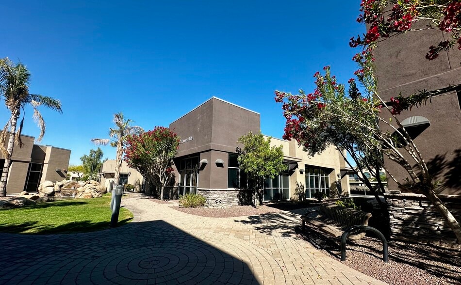 More Photos Of 17100 N 67th Ave, Glendale Office For Sale