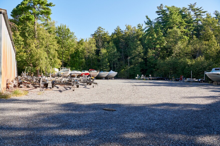 More Photos Of 1881 Pilot Knob Rd, Kattskill Bay Marina For Sale