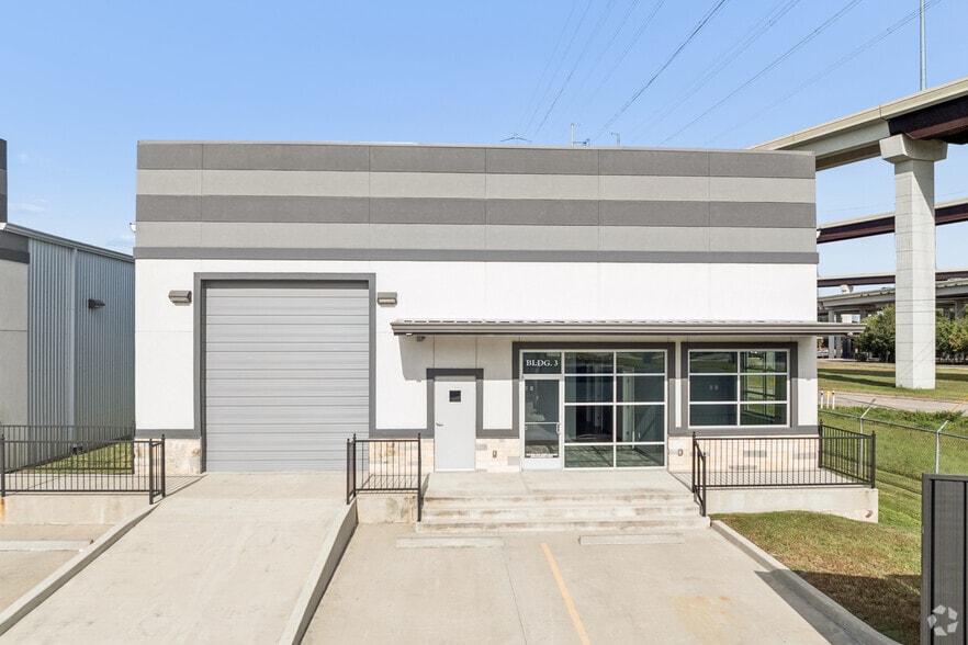 More Photos Of Eddie Dr, Humble Unknown For Lease
