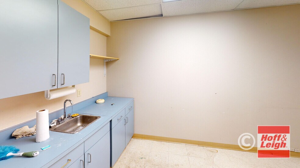 More Photos Of 1120 N Circle Dr, Colorado Springs General Retail For Sale