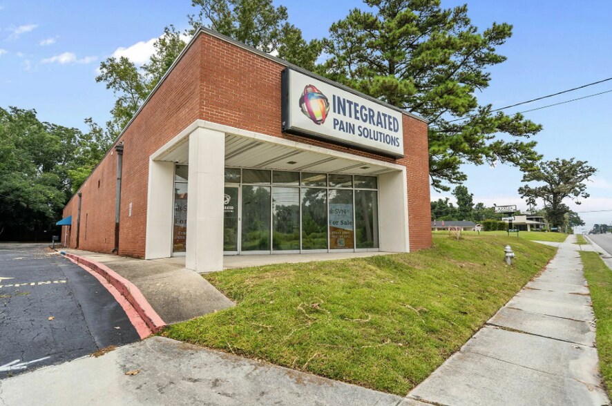 Primary Photo Of 2909 Market St, Wilmington Office For Sale