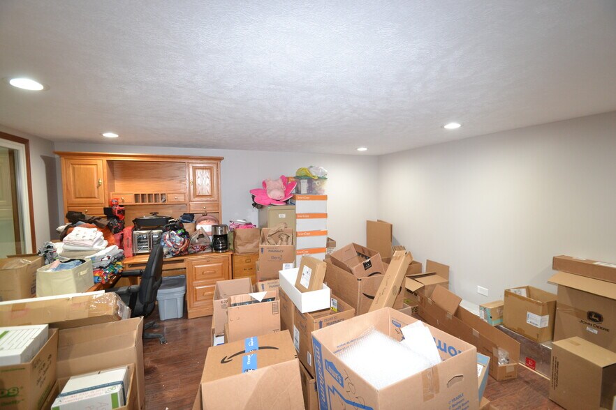 More Photos Of 3247 E State Road 28, Tipton Warehouse For Sale