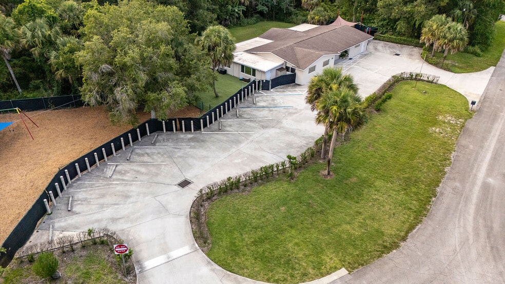 More Photos Of 6708 Gaddy St, Fort Pierce Daycare Center For Sale