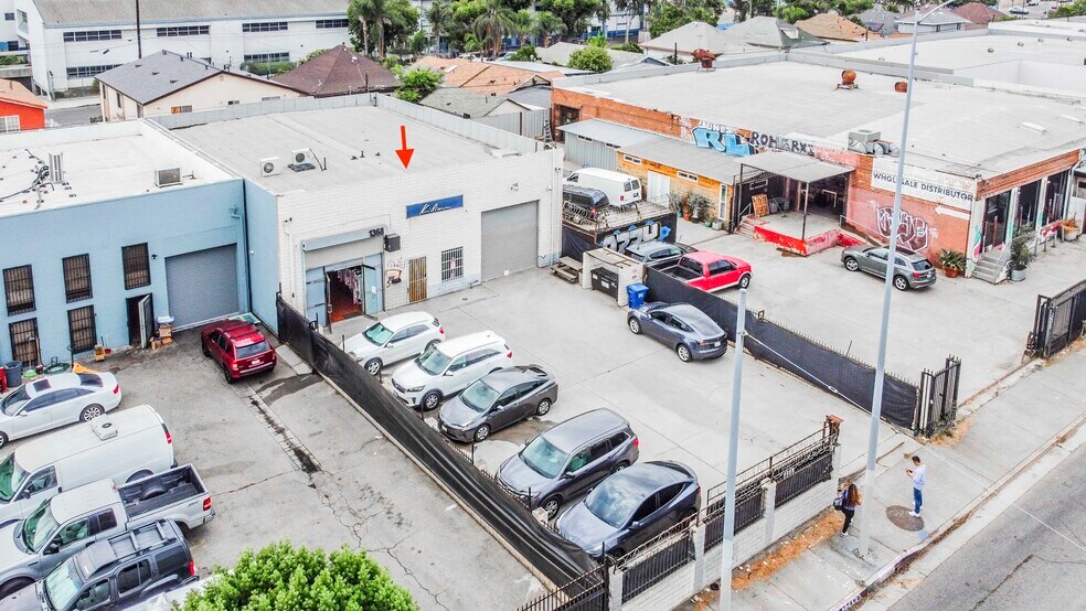 Primary Photo Of 1368 E Washington Blvd, Los Angeles Manufacturing For Sale