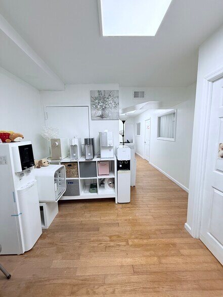 More Photos Of 14022-14024 31st Dr, Flushing Apartments For Sale