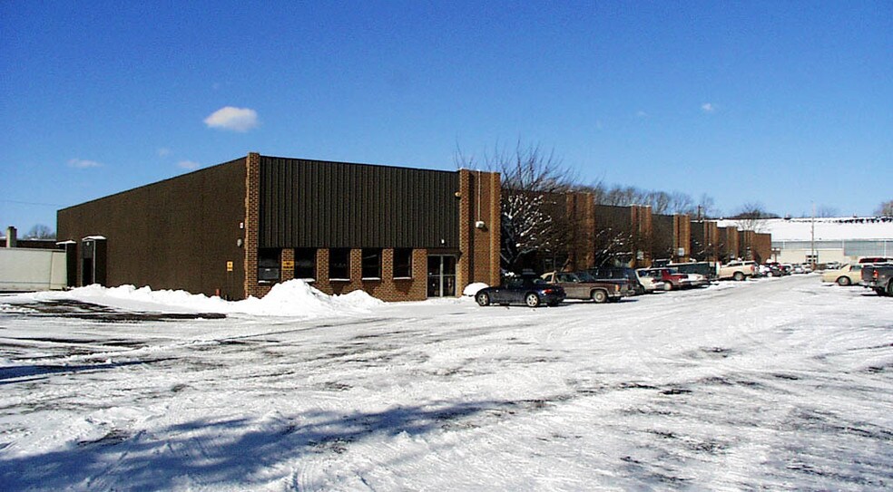 More Photos Of 1300 Industrial Blvd, Southampton Light Distribution For Sale