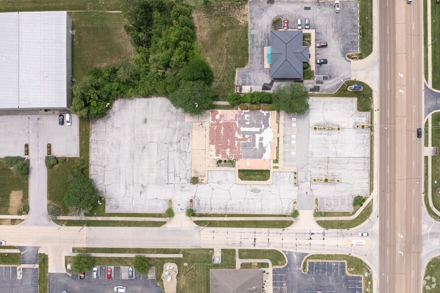 More Photos Of 4390 N Illinois St, Swansea Land For Sale