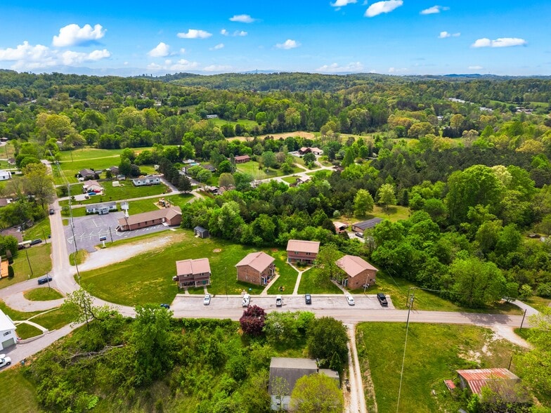 More Photos Of 3229 Blue Springs rd, Strawberry Plains Multifamily For Sale