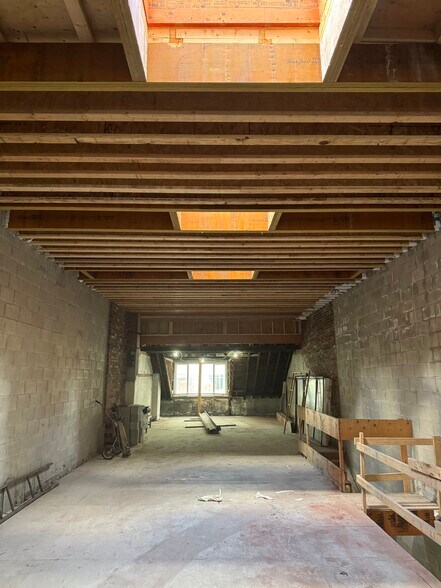 More Photos Of 39 Elm St, Toronto Office For Sale