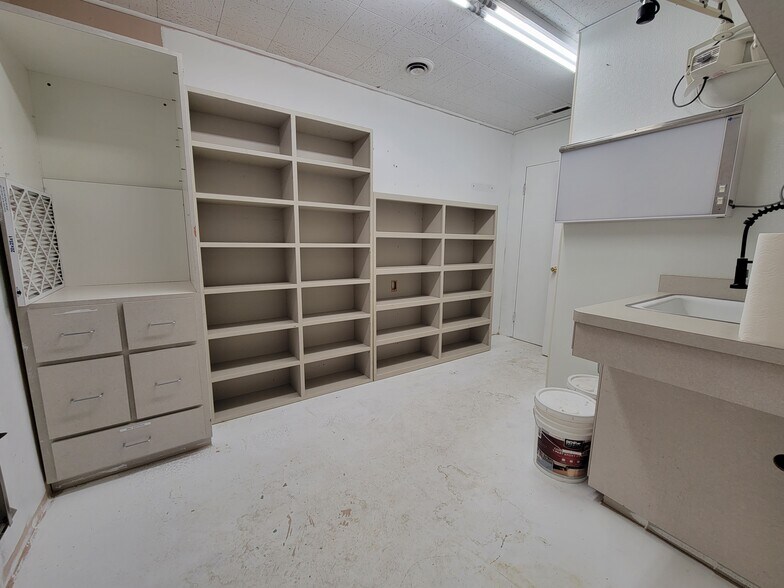 More Photos Of 1055 Grass Valley Hwy, Auburn Medical For Lease