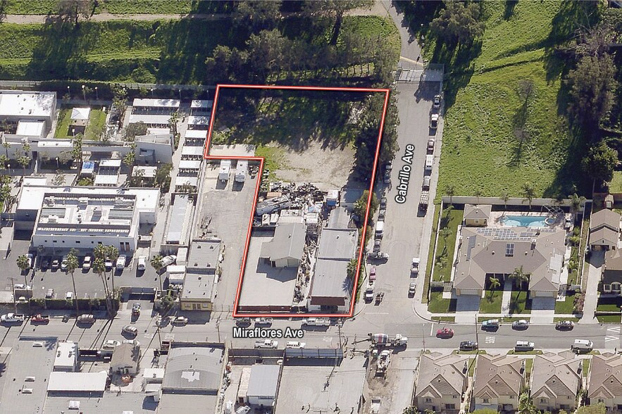 More Photos Of 825 Miraflores Ave, San Pedro Land For Sale