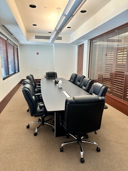 More Photos Of 1200 Brickell Ave, Miami Office For Lease