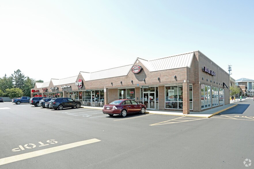 More Photos Of 3010-3224 Walton Blvd, Rochester Unknown For Lease