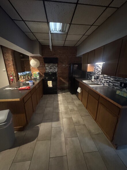 More Photos Of 452-454 Pearl St, Buffalo Storefront Retail Residential For Sale